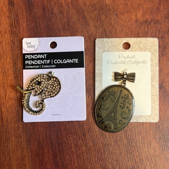 16 pieces Jewelry making supplies, beads, crimps, closures, pendants - Picture 3 of 7